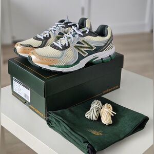 SOLD Aime Leon Dore x New Balance 860v2 Green Size 9.5US